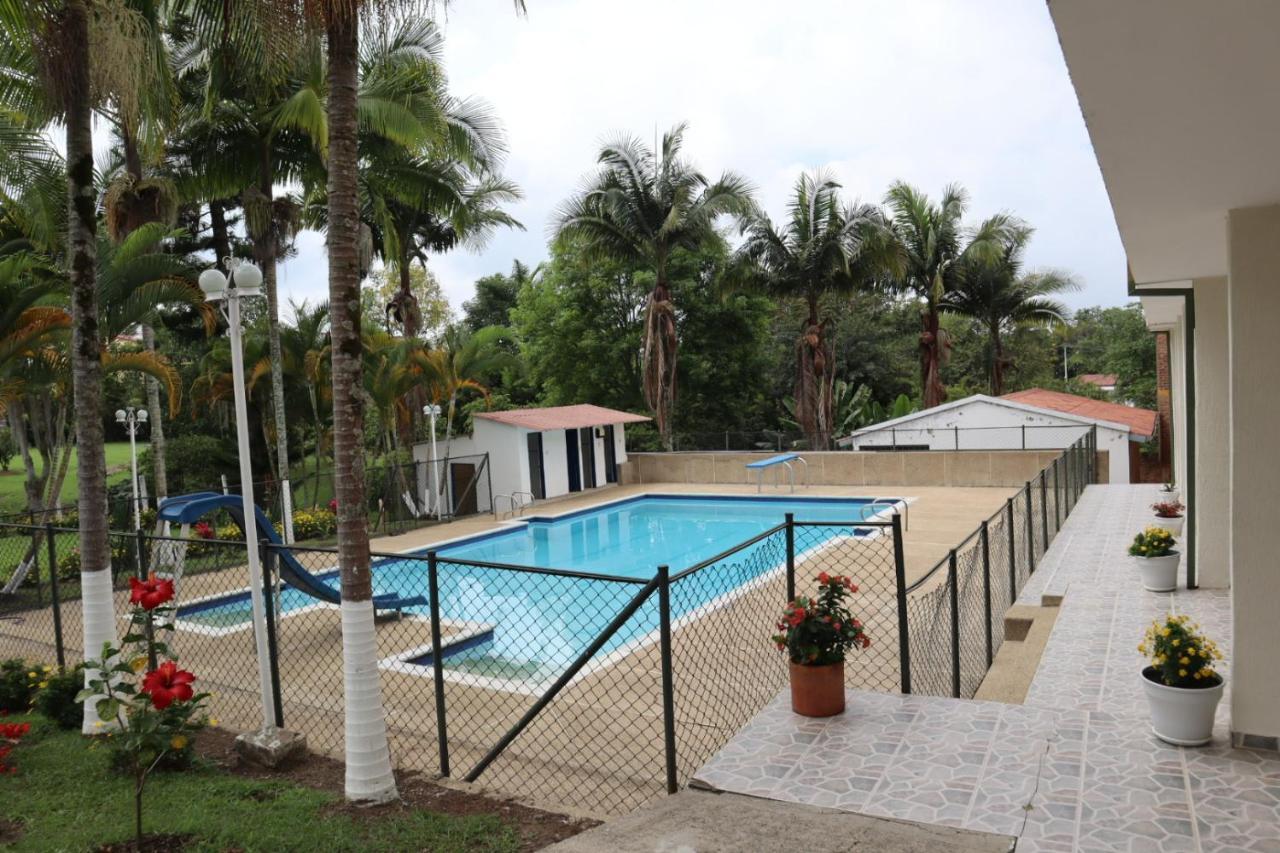 Bed And Breakfast Campestre El Estoril Fusagasugá Esterno foto